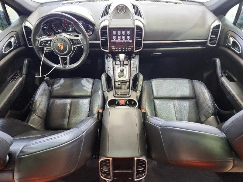 2017 PORSCHE CAYENNE 8