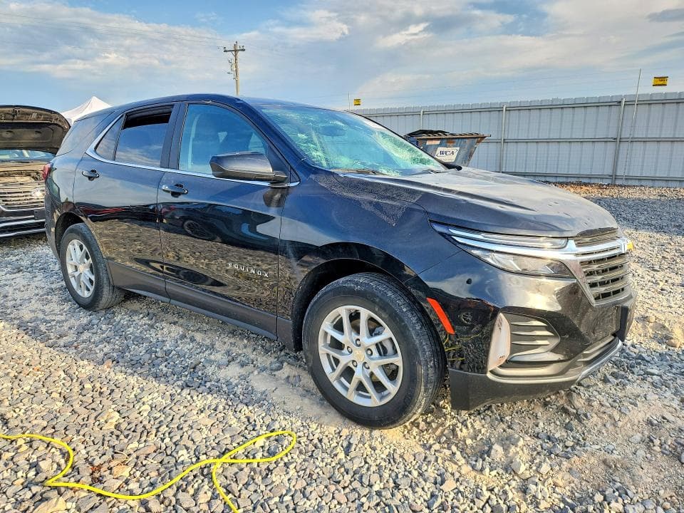 2023 CHEVROLET EQUINOX LT LT 4