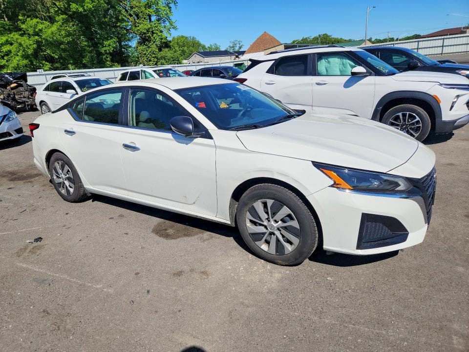 2024 NISSAN ALTIMA S S 4