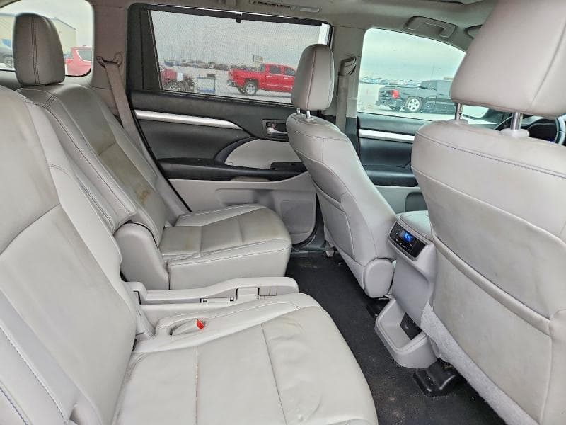 2019 TOYOTA HIGHLANDER XLE XLE 11