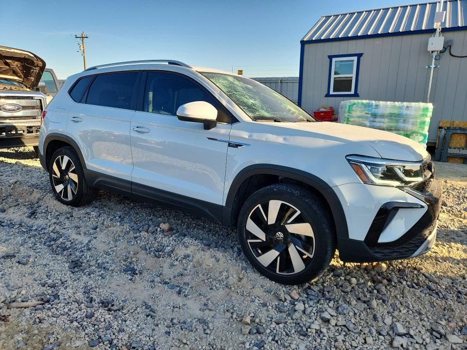 2024 VOLKSWAGEN TAOS SEL 4
