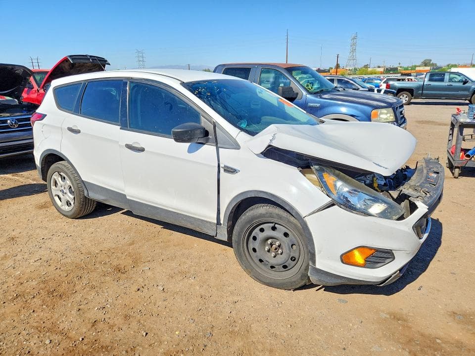 2019 FORD ESCAPE S 4