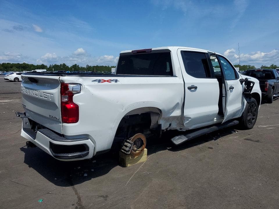 2023 CHEVROLET SILVERADO K1500 CUSTOM 3