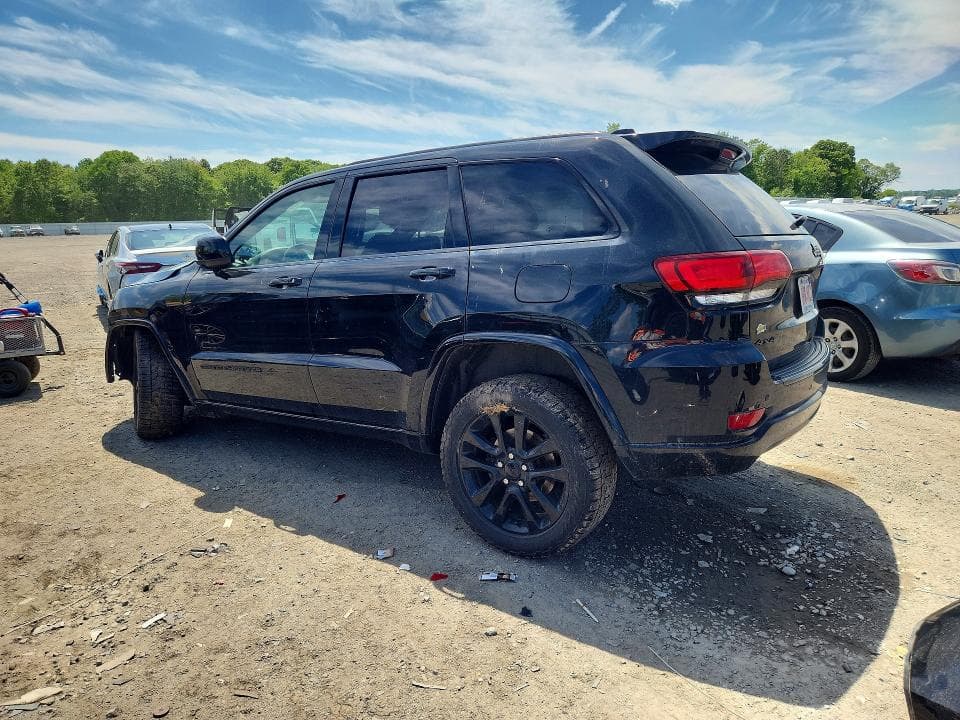 2017 JEEP GRAND CHEROKEE LAREDO 2