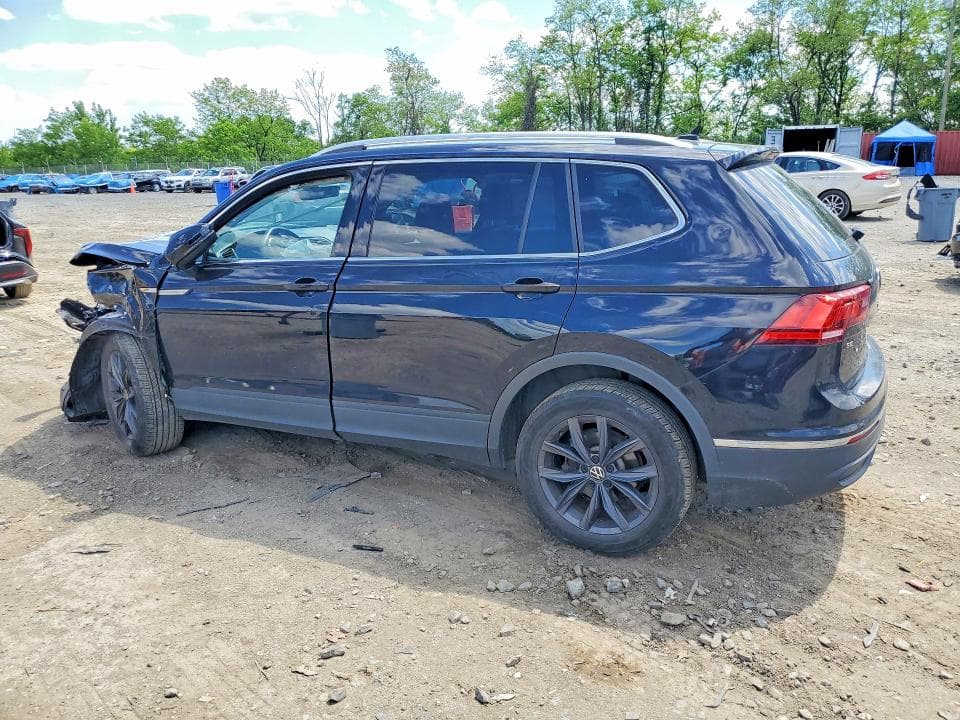 2022 VOLKSWAGEN TIGUAN SE 2
