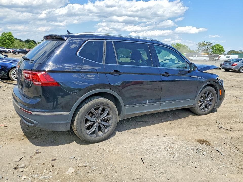 2022 VOLKSWAGEN TIGUAN SE 3