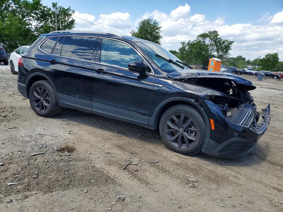 2022 VOLKSWAGEN TIGUAN SE 4