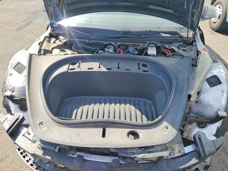 2024 TESLA MODEL 3 11
