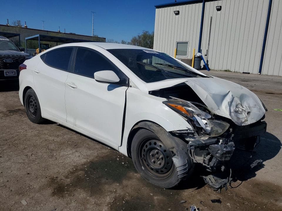 2016 HYUNDAI ELANTRA SE SE 4