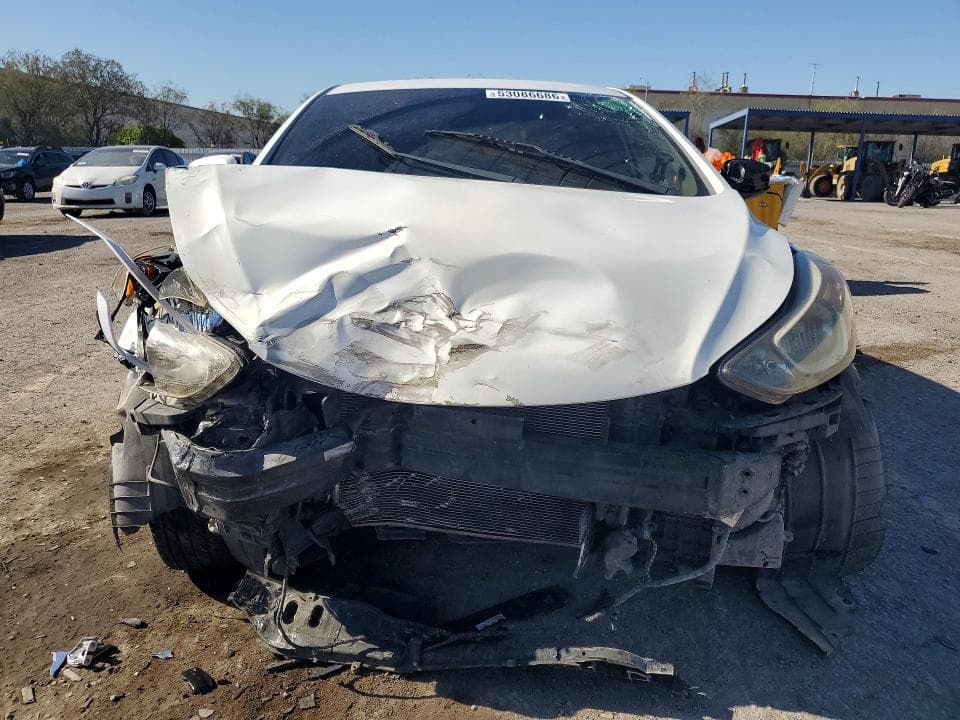 2016 HYUNDAI ELANTRA SE SE 5