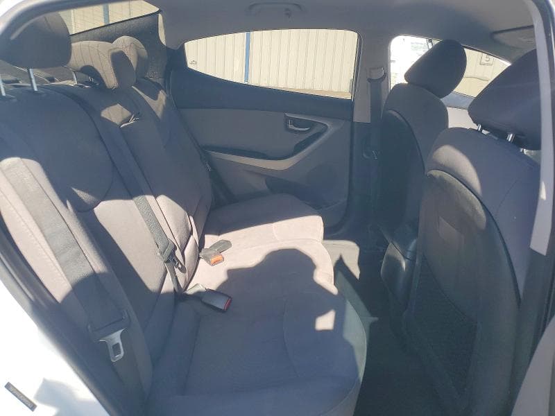 2016 HYUNDAI ELANTRA SE SE 10