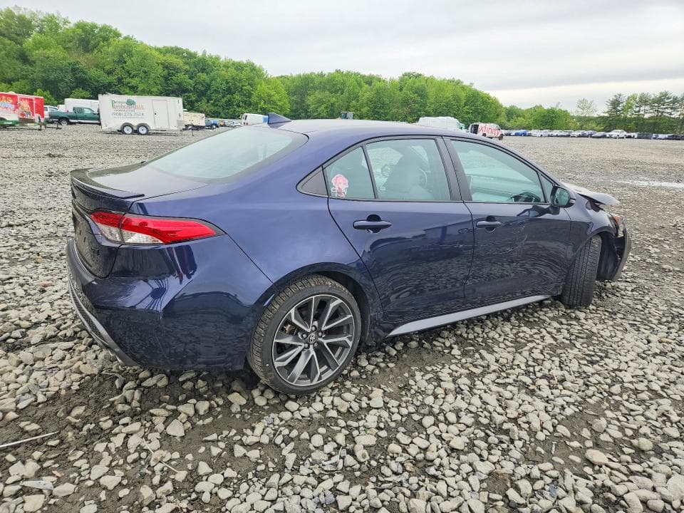 2021 TOYOTA COROLLA SE 3