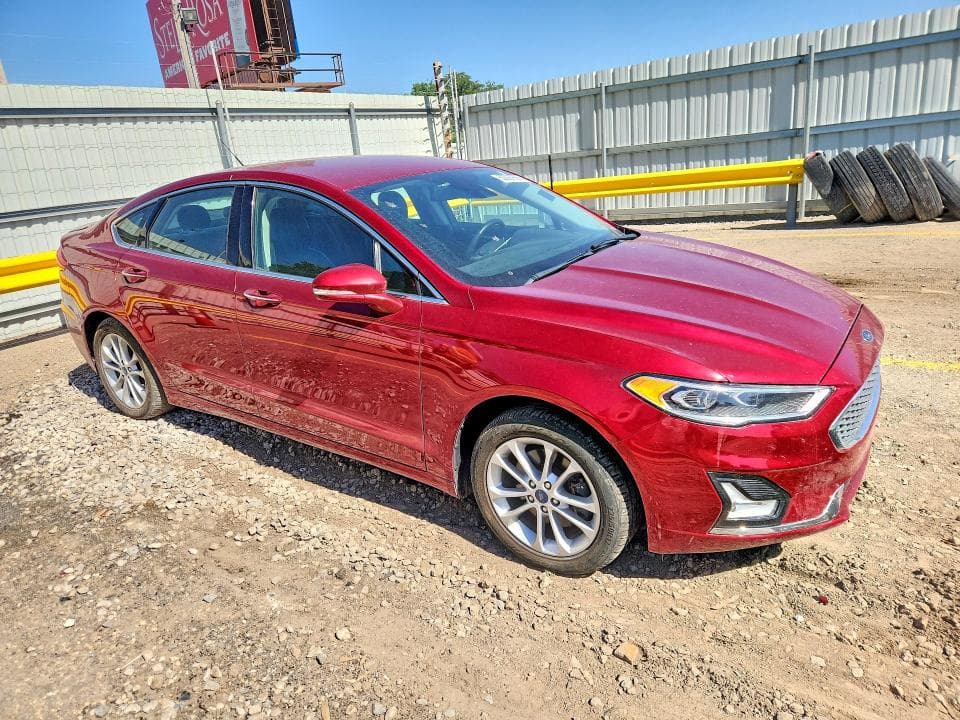 2019 FORD FUSION TITANIUM 4