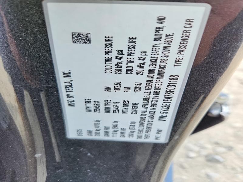 2025 TESLA MODEL 3 12