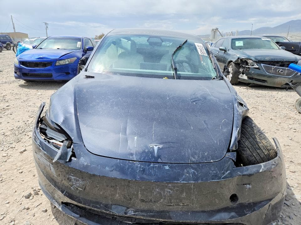 2025 TESLA MODEL 3 5