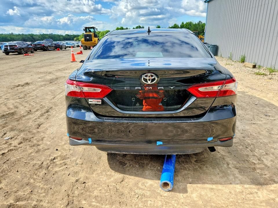 2019 TOYOTA CAMRY L 6