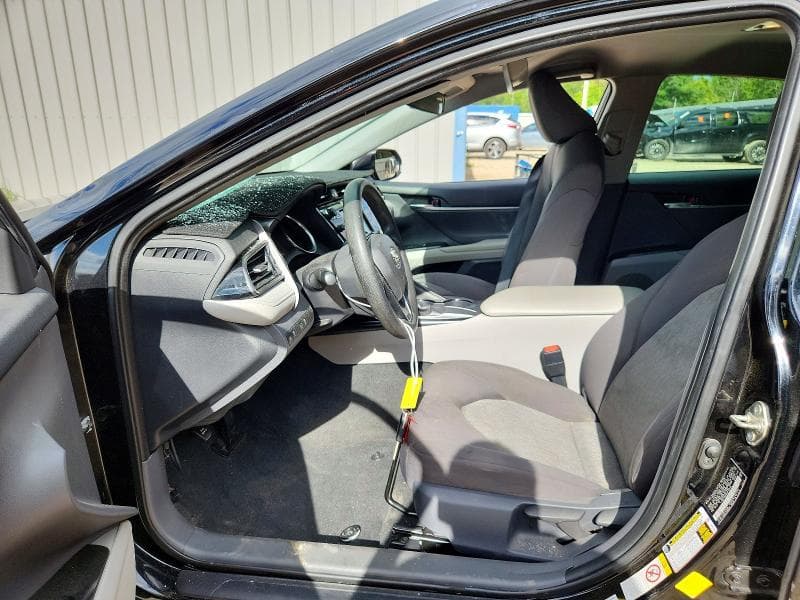 2019 TOYOTA CAMRY L 7