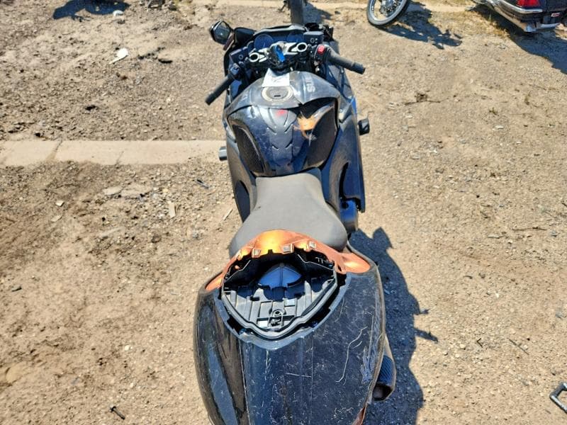 2022 SUZUKI GSX1300 RR RR 6