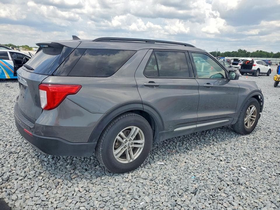 2022 FORD EXPLORER XLT 3