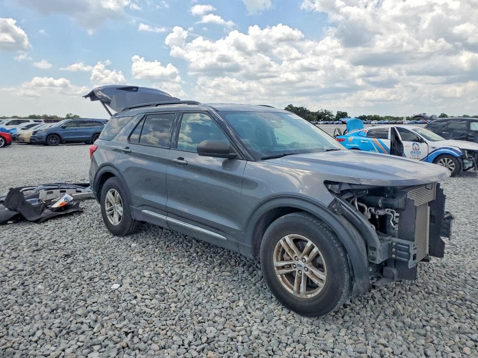 2022 FORD EXPLORER XLT 4