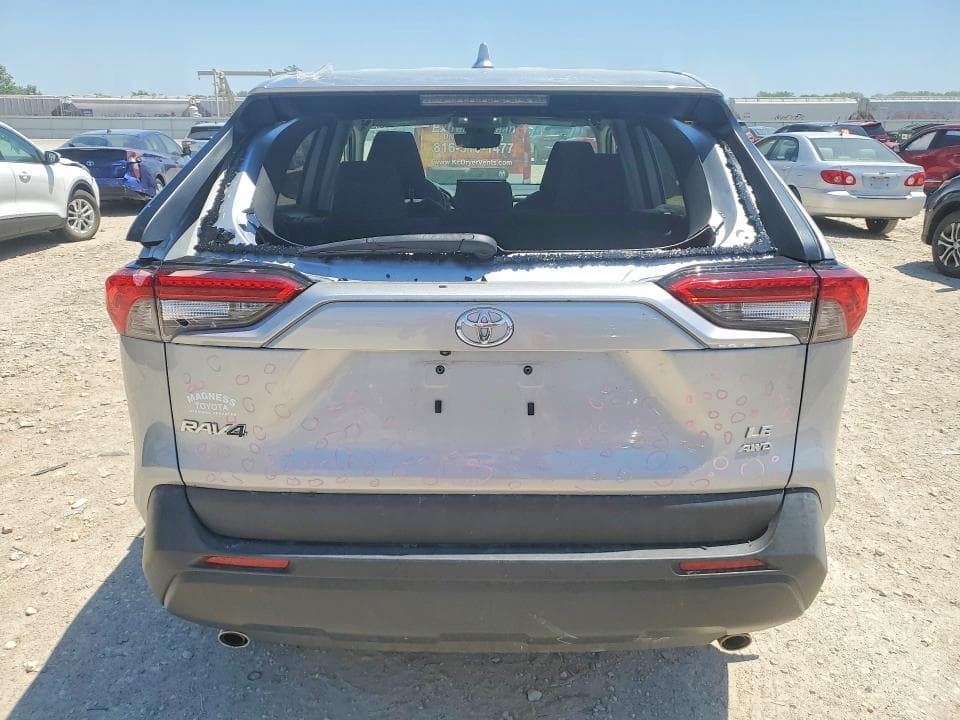 2022 TOYOTA RAV4 LE LE 6