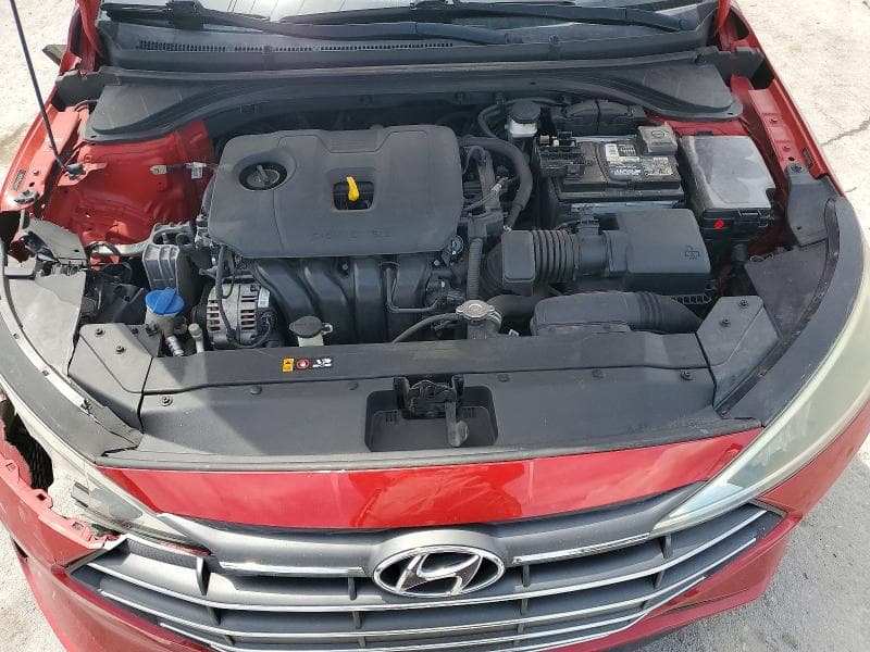 2020 HYUNDAI ELANTRA SE 11
