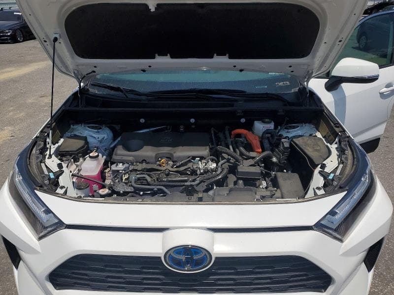 2024 TOYOTA RAV4 HYBRID XLE XLE 12