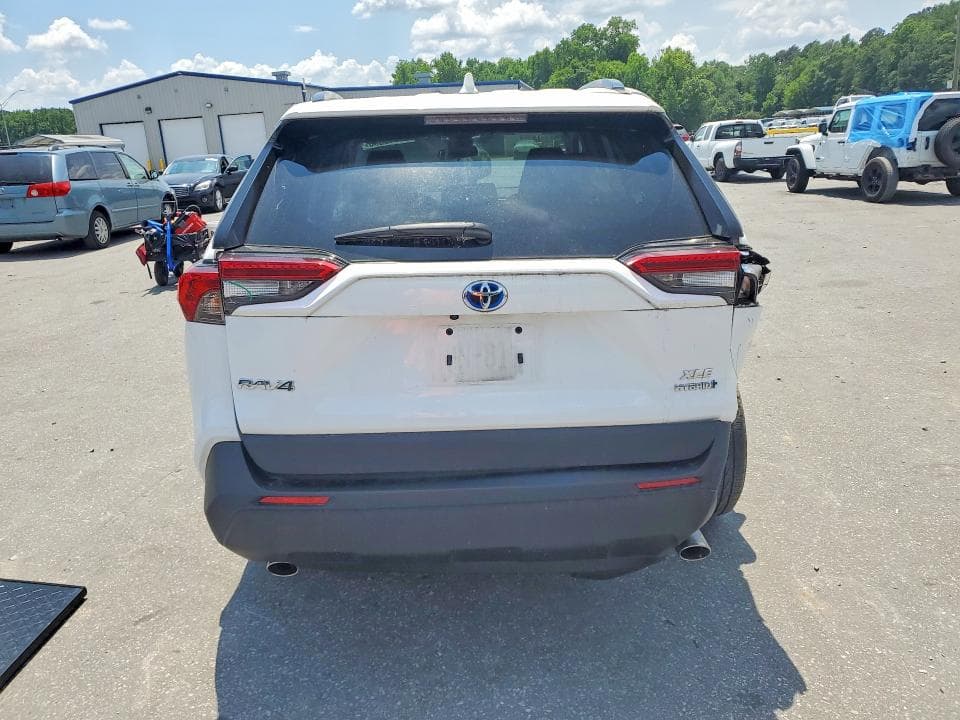 2024 TOYOTA RAV4 HYBRID XLE XLE 6