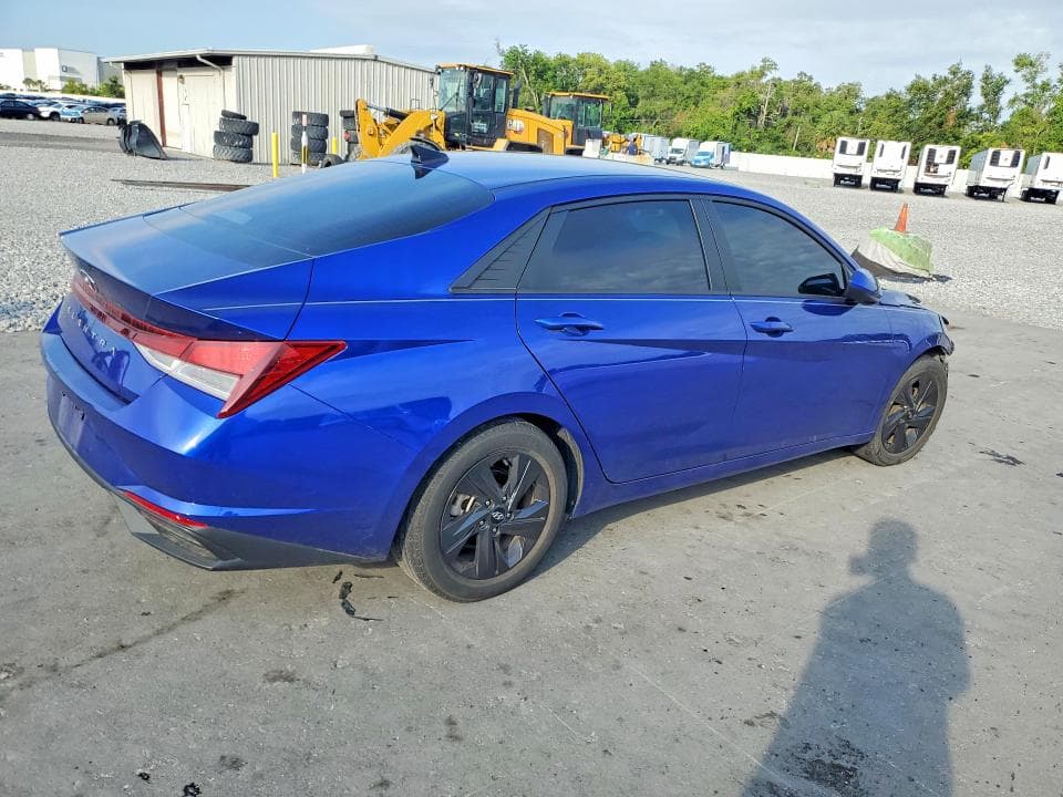 2023 HYUNDAI ELANTRA SEL 3