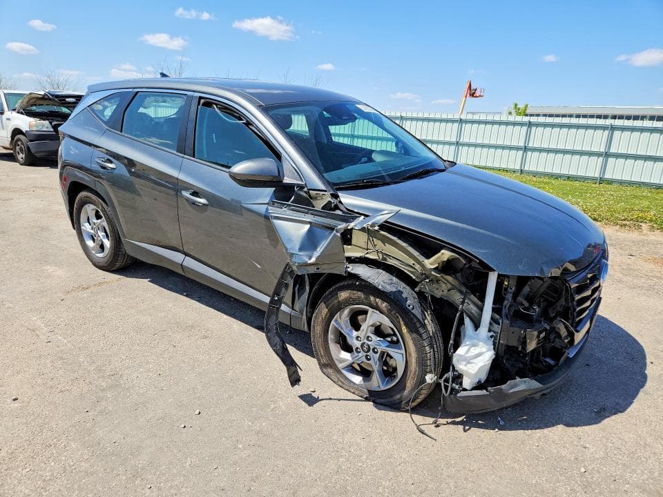 2023 HYUNDAI TUCSON SE 4