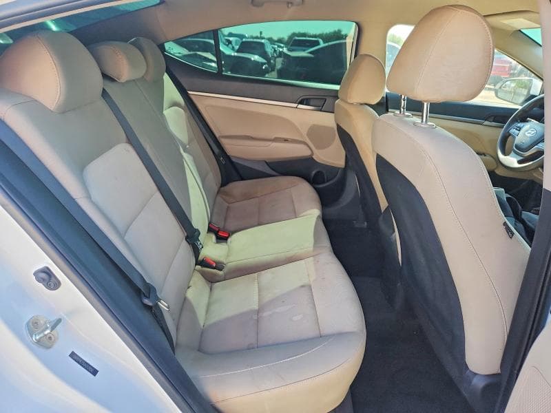 2018 HYUNDAI ELANTRA 10