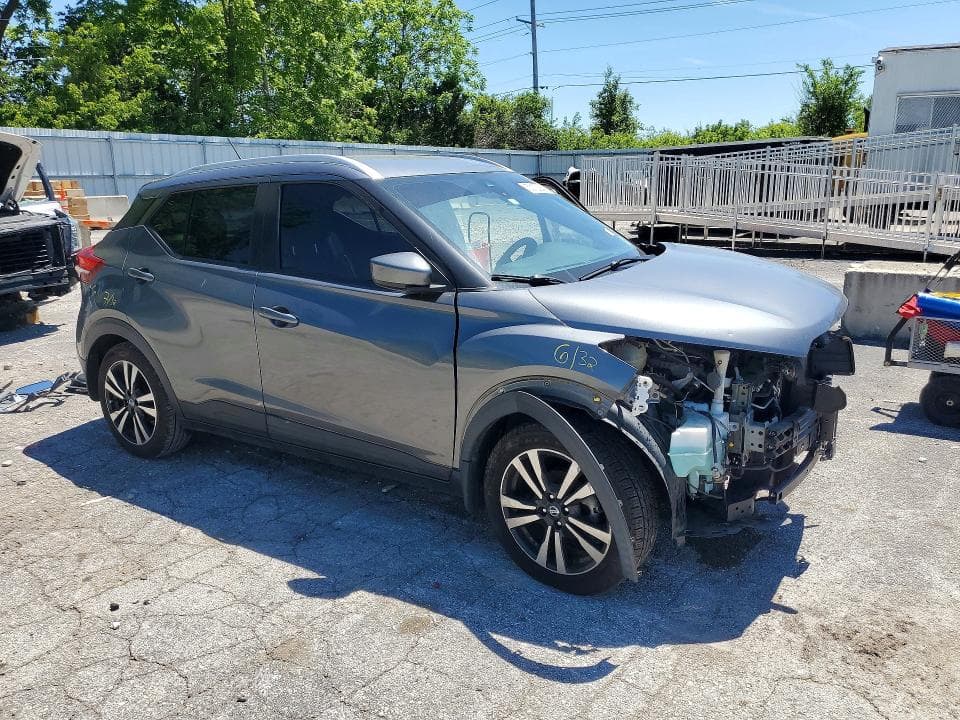 2020 NISSAN KICKS SV 4