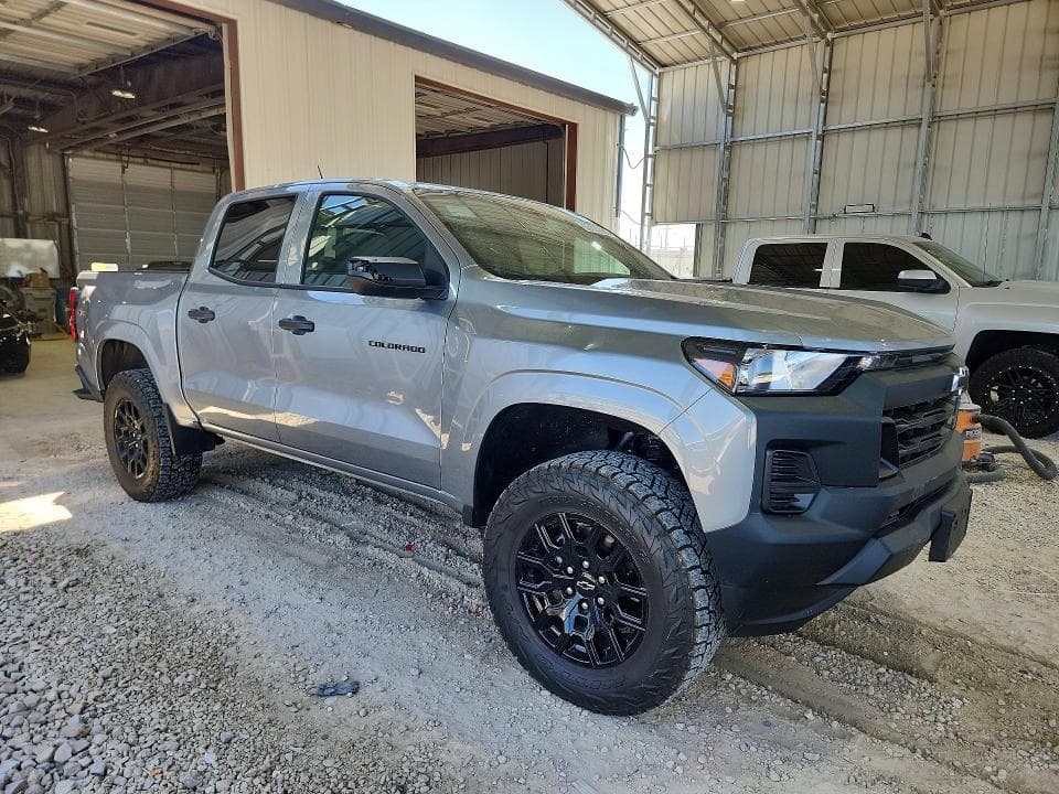 2025 CHEVROLET COLORADO 4