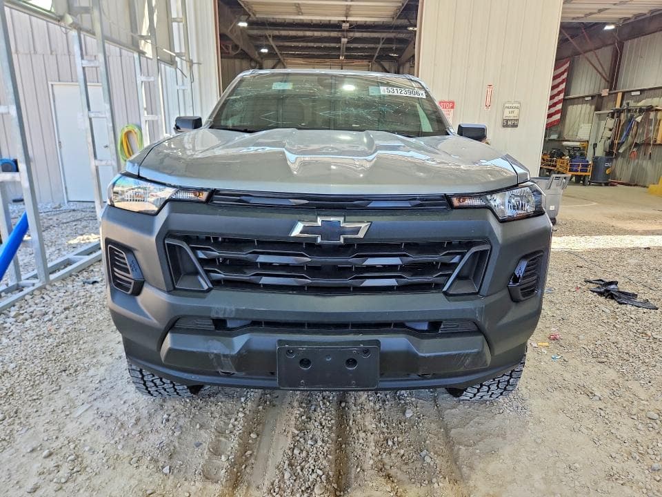 2025 CHEVROLET COLORADO 5