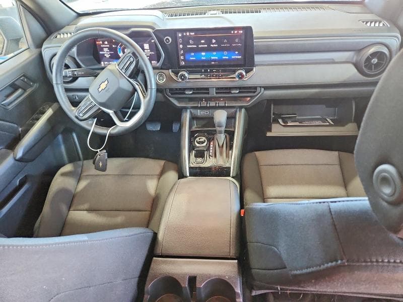 2025 CHEVROLET COLORADO 8