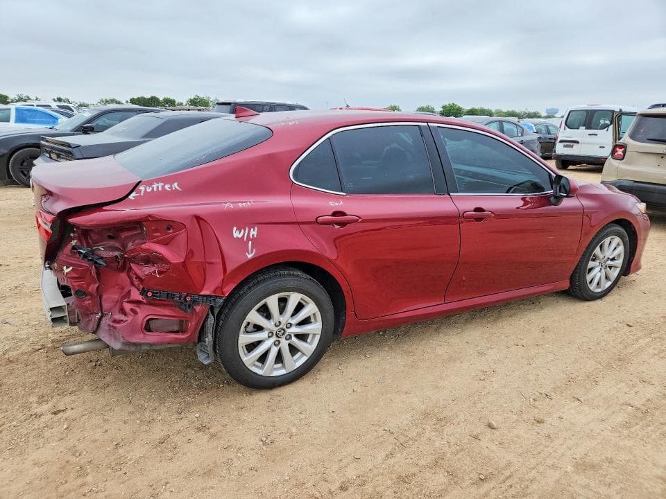 2020 TOYOTA CAMRY LE LE 3
