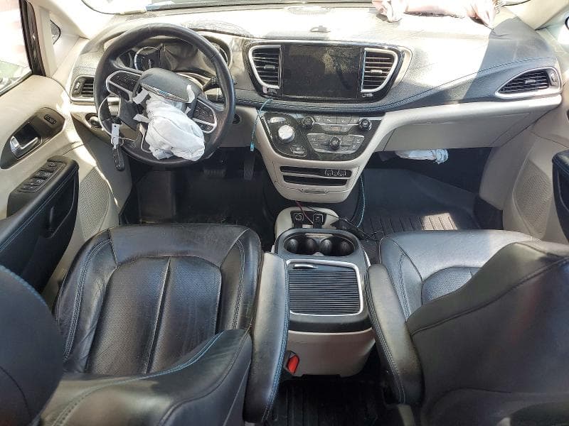 2021 CHRYSLER PACIFICA HYBRID TOURING L 8