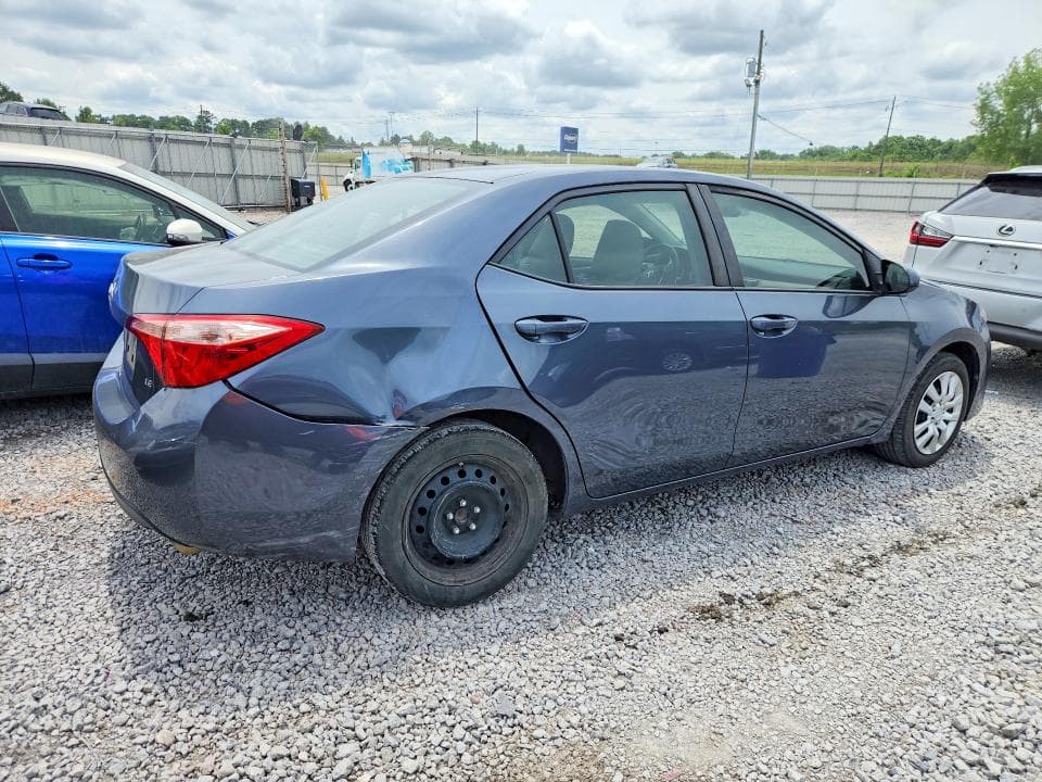 2019 TOYOTA COROLLA LE 3