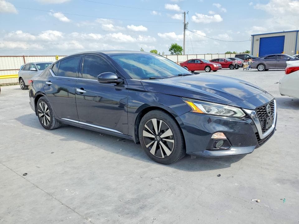 2019 NISSAN ALTIMA SV SV 4