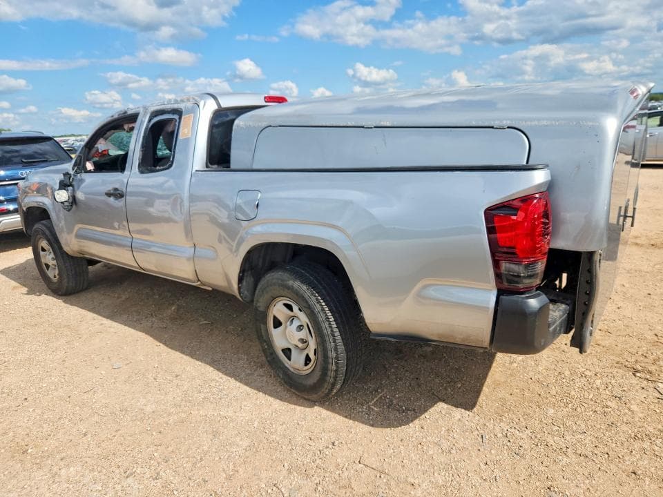 2022 TOYOTA TACOMA SR SR 2