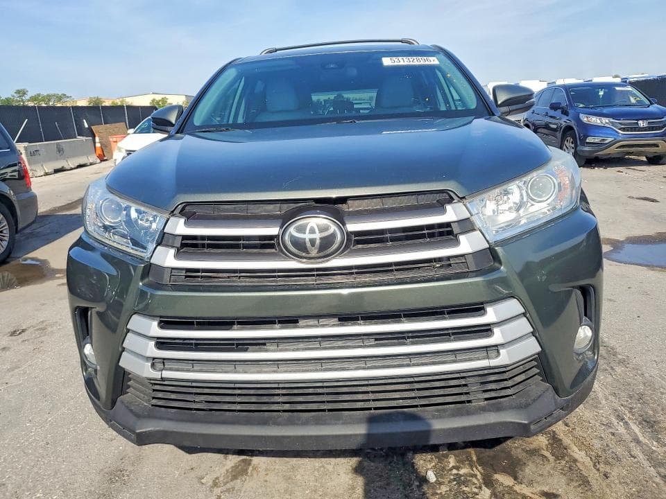 2019 TOYOTA HIGHLANDER LE PLUS LE PLUS 6