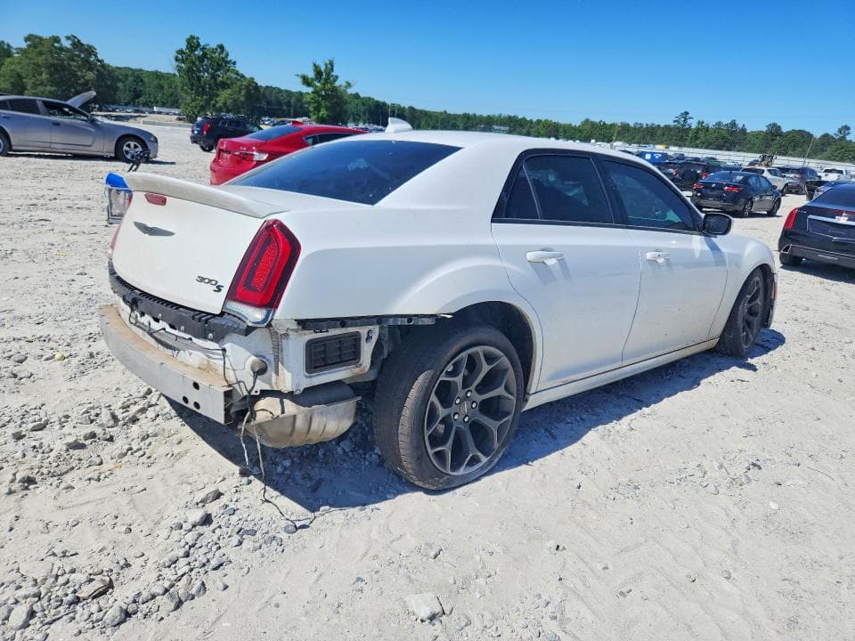 2017 CHRYSLER 300 S 3