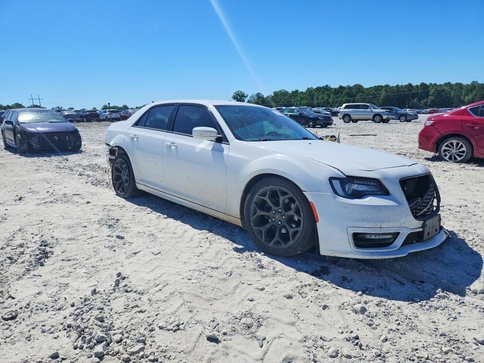 2017 CHRYSLER 300 S 4