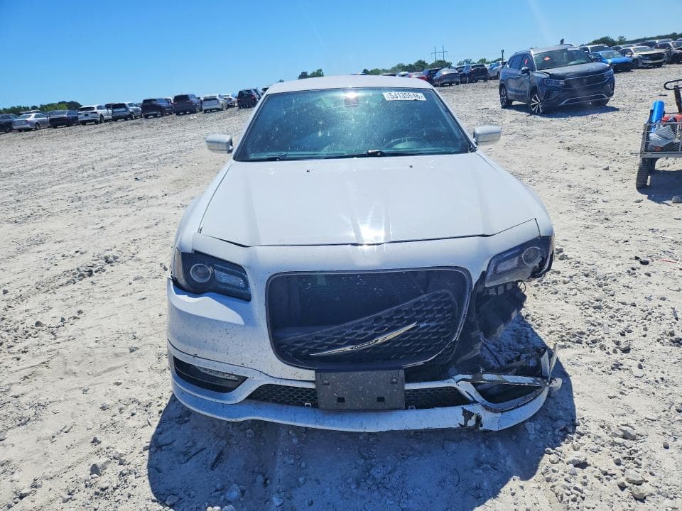 2017 CHRYSLER 300 S 5