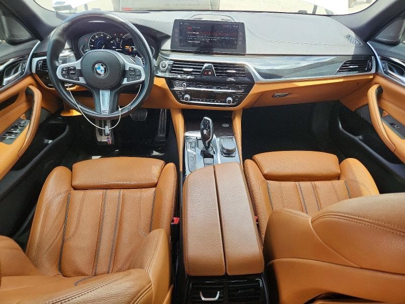 2018 BMW 530E 8
