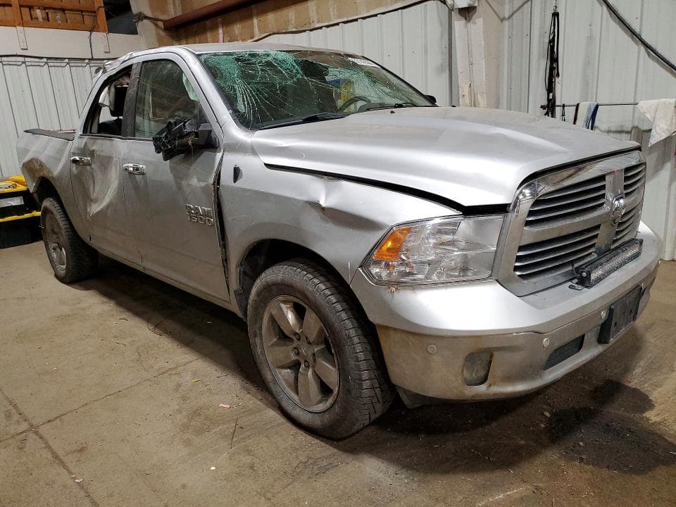 2017 RAM 1500 SLT 4