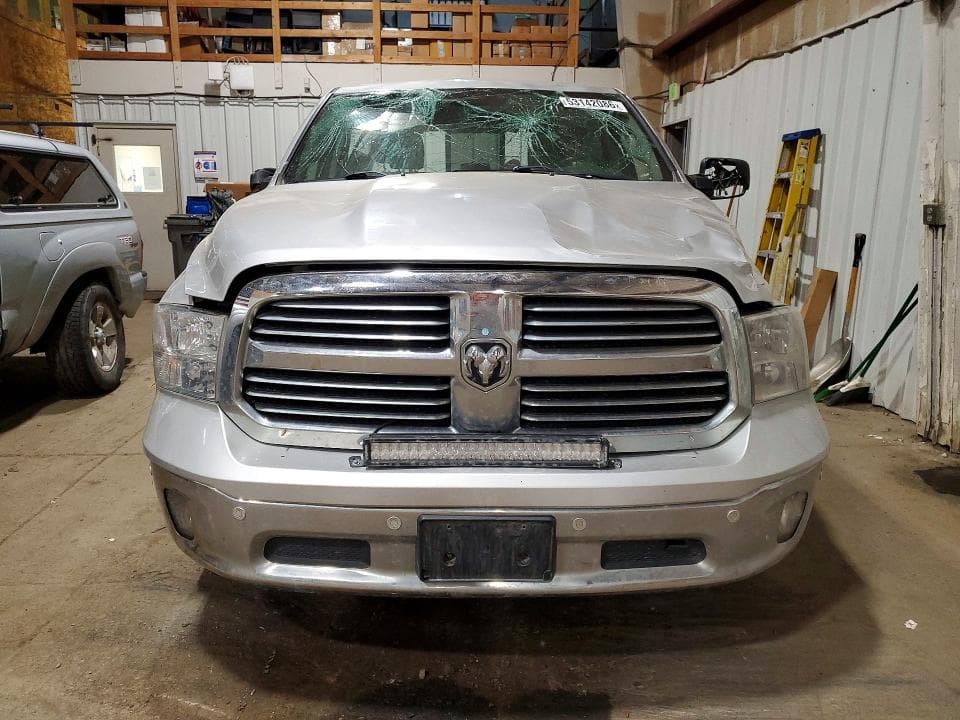 2017 RAM 1500 SLT 5