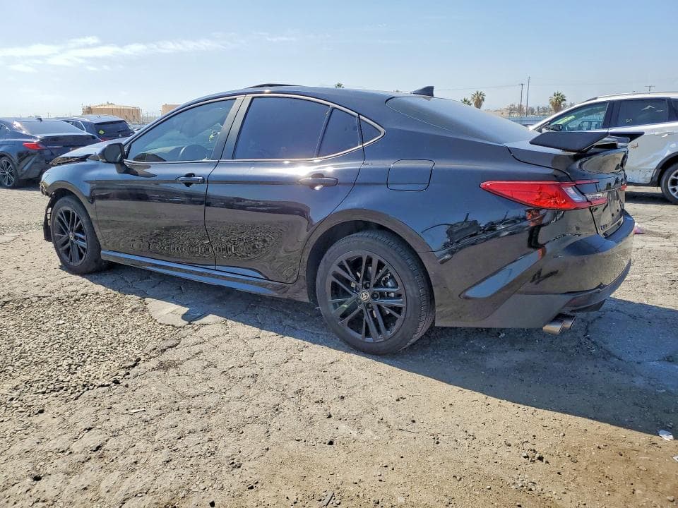 2025 TOYOTA CAMRY SE 2