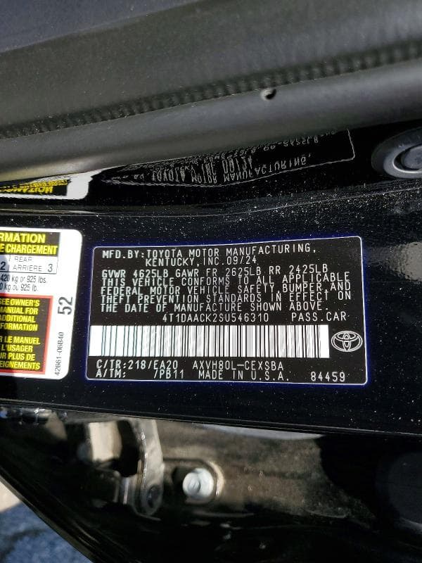 2025 TOYOTA CAMRY SE 12
