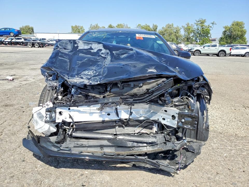 2025 TOYOTA CAMRY SE 5